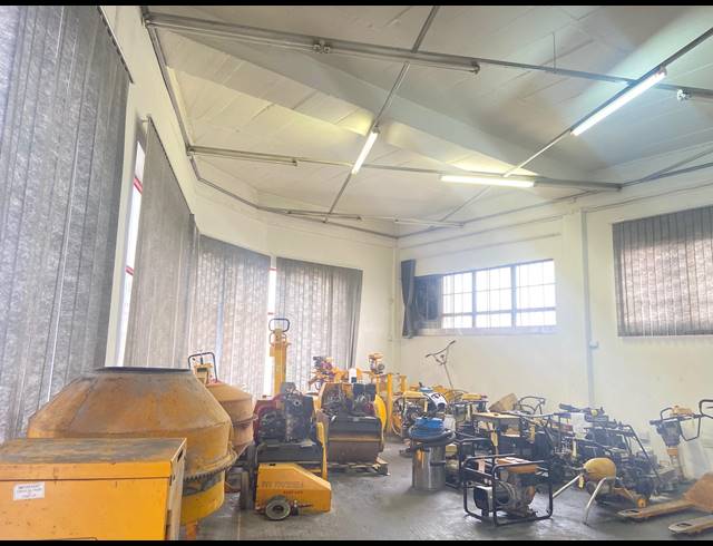 386M² WAREHOUSE TO LET IN RANDBURG CENTRAL